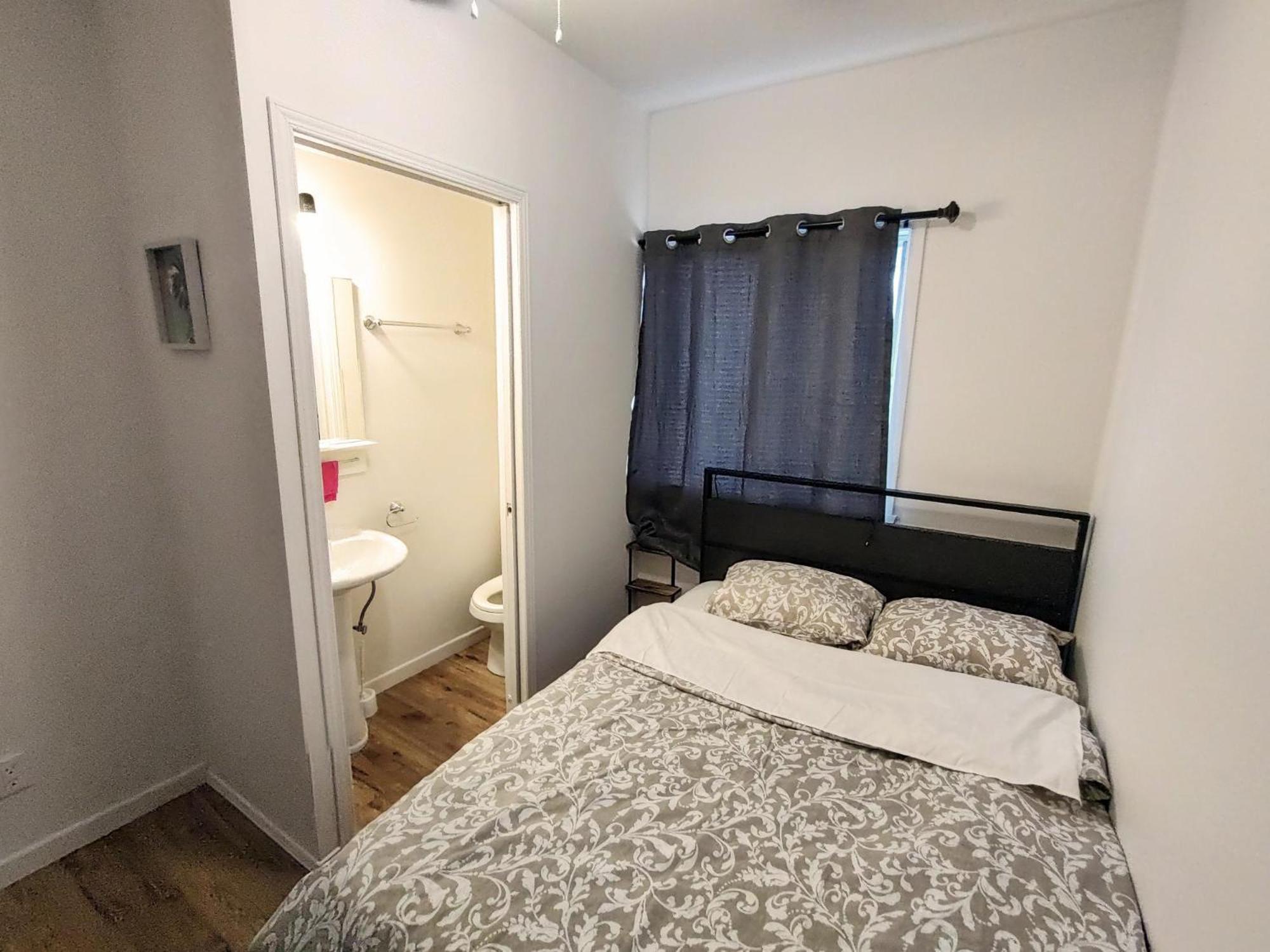 Welcome To Airbnb Saint-Jean-sur-Richelieu Cameră foto