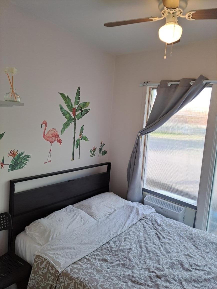 Welcome To Airbnb Saint-Jean-sur-Richelieu Cameră foto