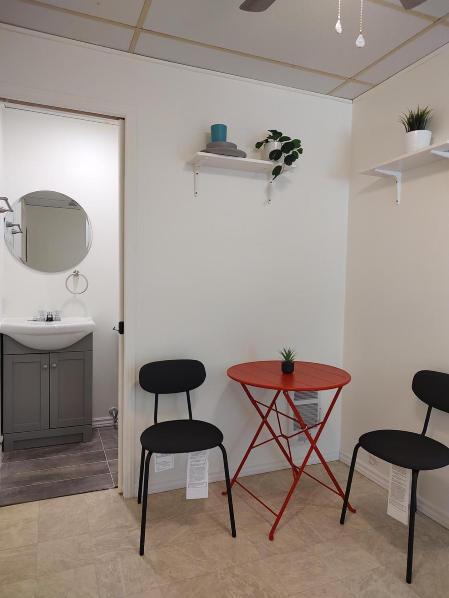 Welcome To Airbnb Saint-Jean-sur-Richelieu Cameră foto